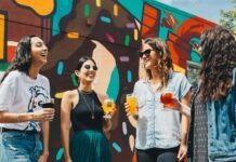 ワハハ、と笑いましょうよ ワハハ、と笑いましょうよ