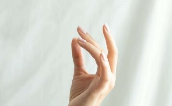 人間の感覚は、指先から 人間の感覚は、指先から