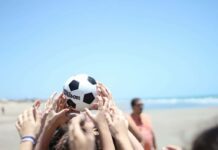 ひとつを、皆で追いかける ひとつを、皆で追いかける