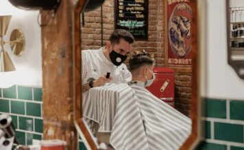 理容室へ 理容室へ