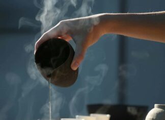 茶をたしなむ 茶をたしなむ