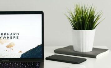 そろそろLPとか、やめません? そろそろLPとか、やめません?